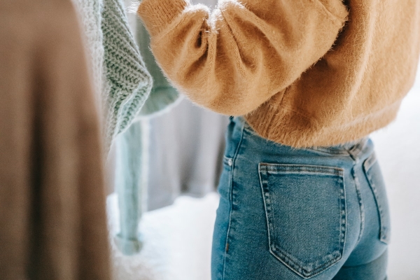 Do you follow fashion ?